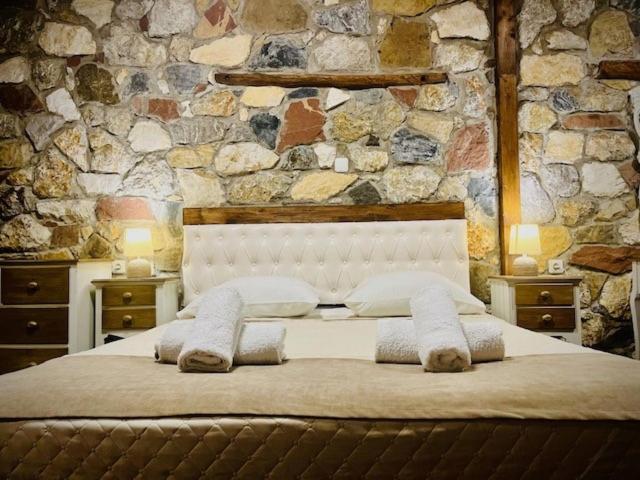 Ataviros Hotel Embonas ภายนอก รูปภาพ