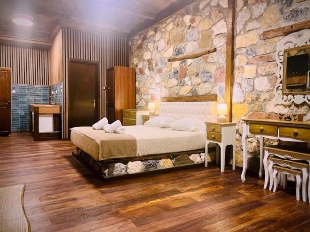 Ataviros Hotel Embonas ภายนอก รูปภาพ